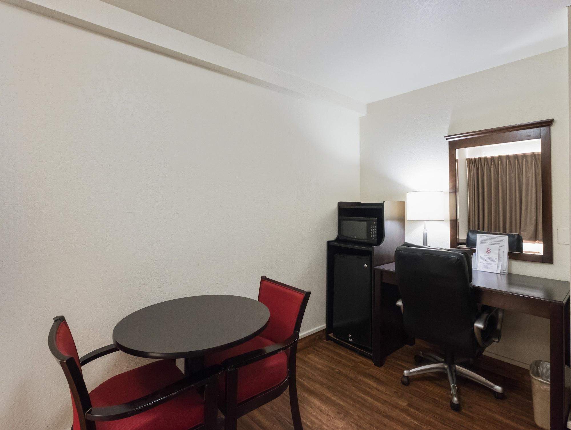 Red Roof Inn Oklahoma Airport I 40 W Fairgrounds Екстериор снимка